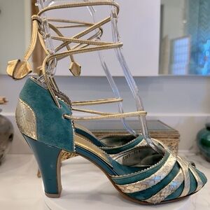 VTG Vivienne Westwood, Stunning & Unique Teal/Metallic Heels EU36 1/2, US 6